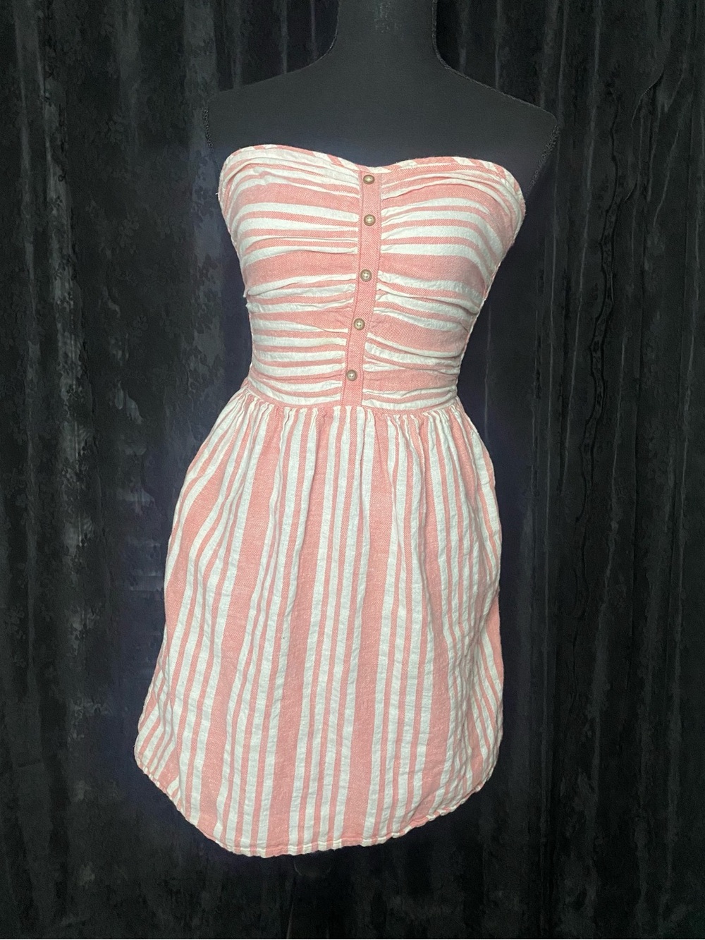 Y2K Strapless GAP Dress